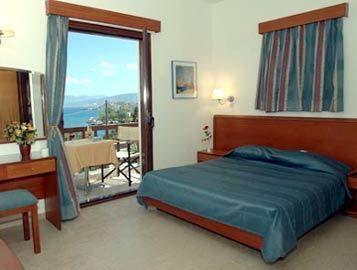 Lato Hotel 2*