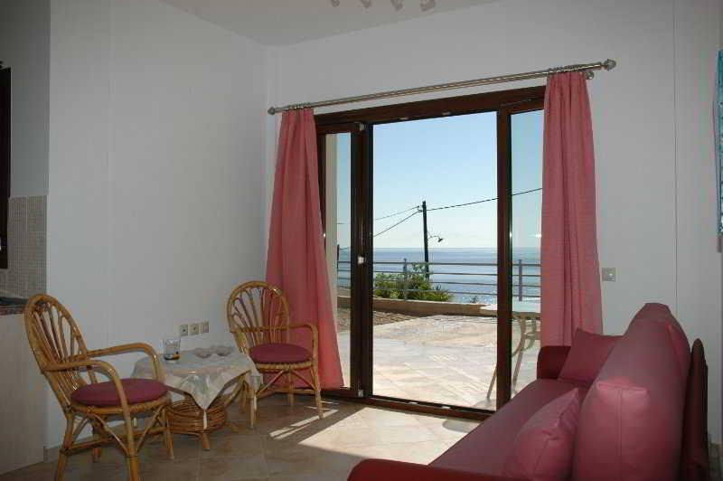 Aparthotel Platanaki
