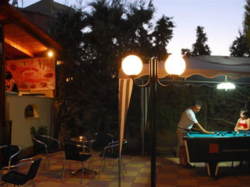 Adonis Apartment