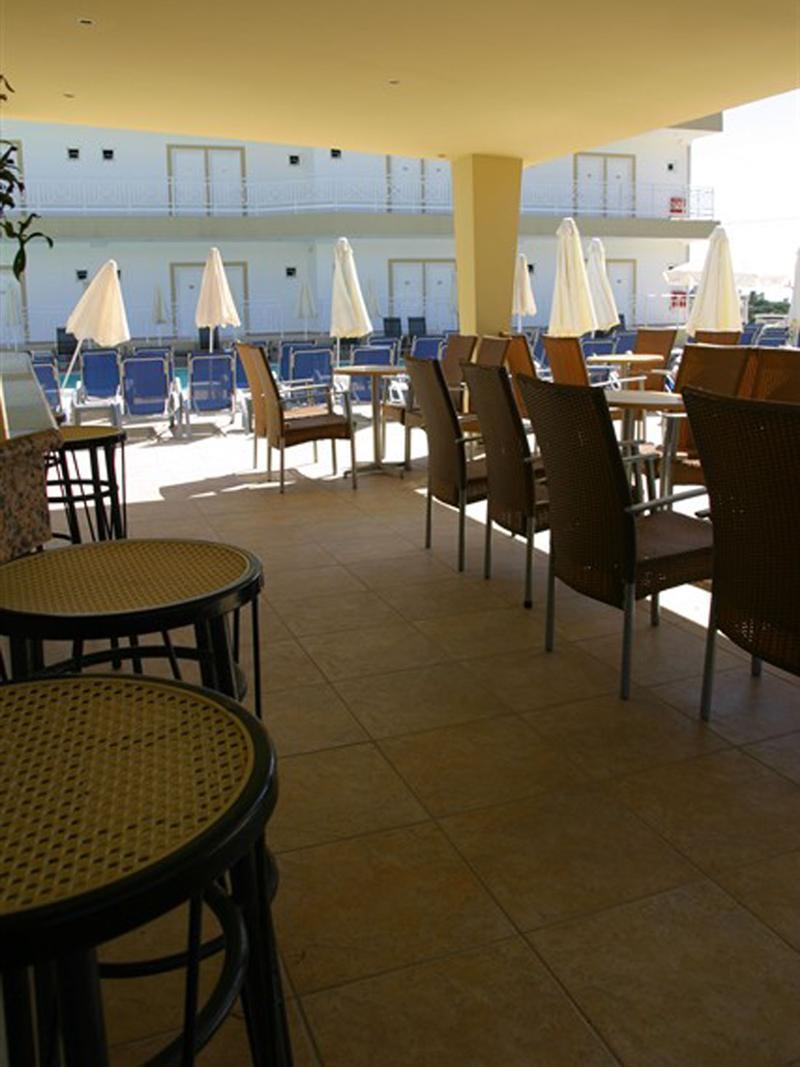 Chrissy's Paradise Hotel