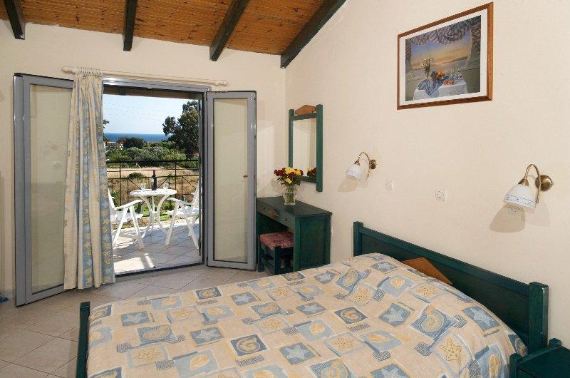 Alkioni Aparthotel