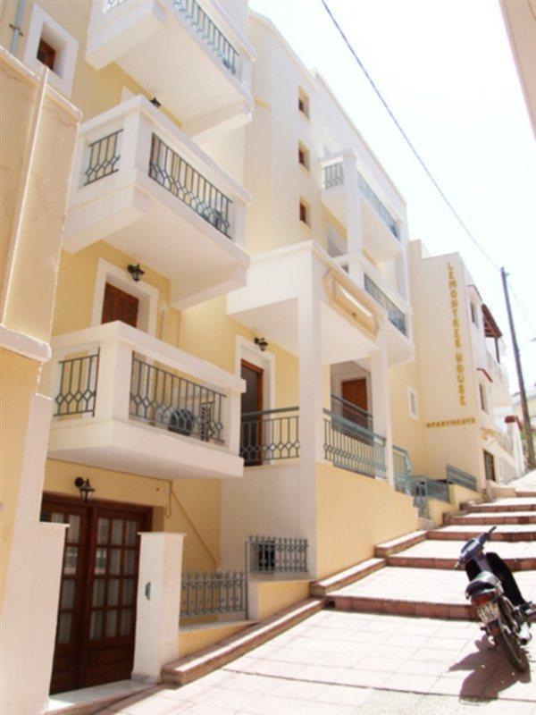 Lemon Tree Apartment *