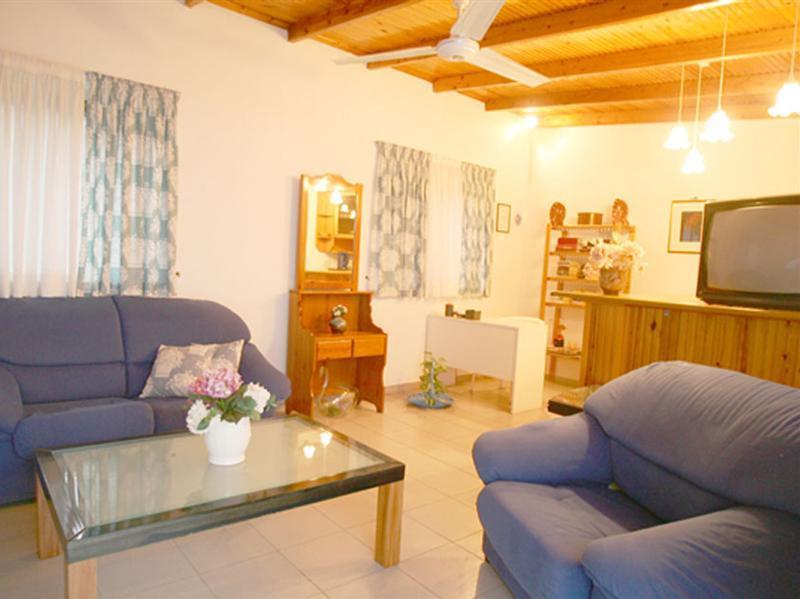 Mary Aparthotel Stalida