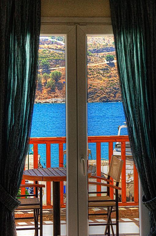 Archipelagos Hotel