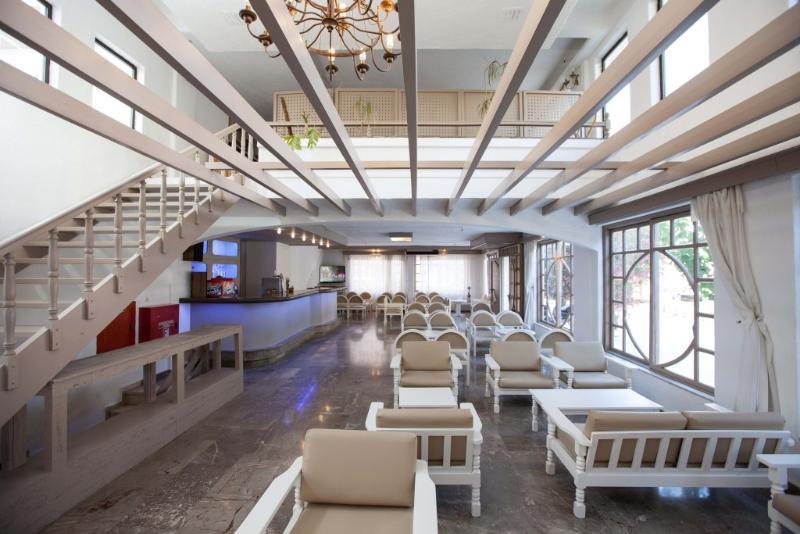 Santa Marina Unique Hotel 4*