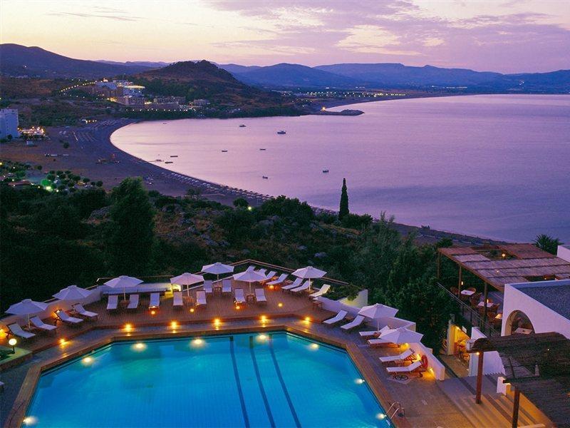 Mare, Seaside Hotel