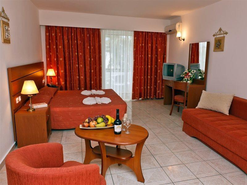 Gaia Village 3*