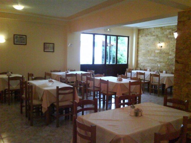 Yannis Corfu Hotel 3*