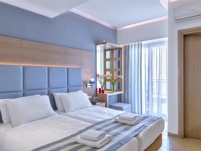Leonidas & Aparthotel 3*
