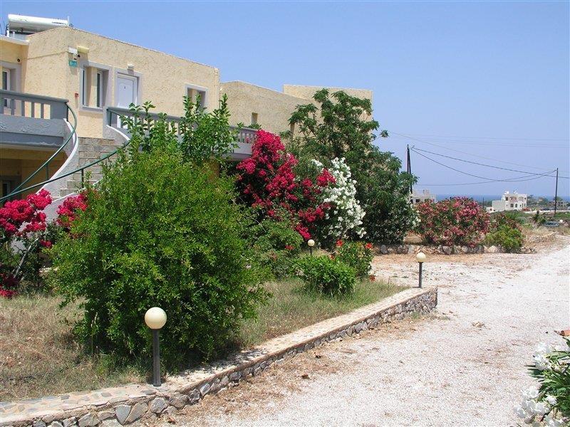 Anthemis Aparthotel