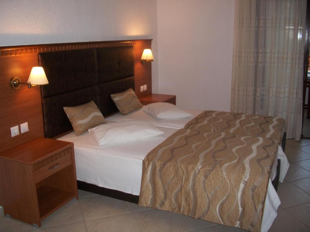 Filoxenia Hotel 2*
