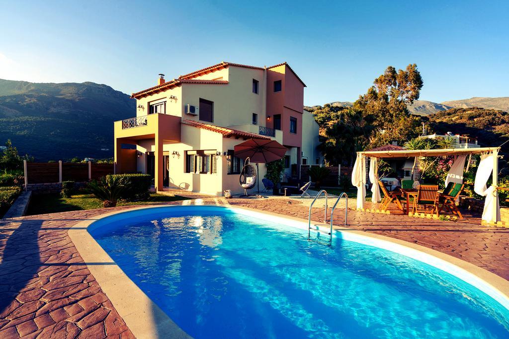 Villa Family Ellis With Private Pool 200m To The Walking Distance To The Amenities Plakias