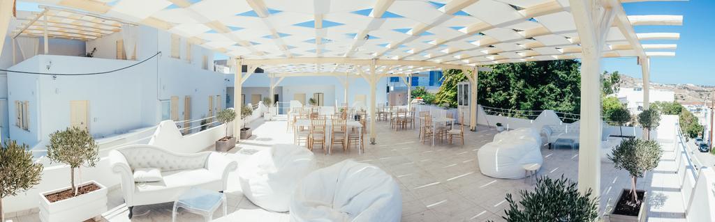 Bed & Breakfast The White Adamantas (Milos)