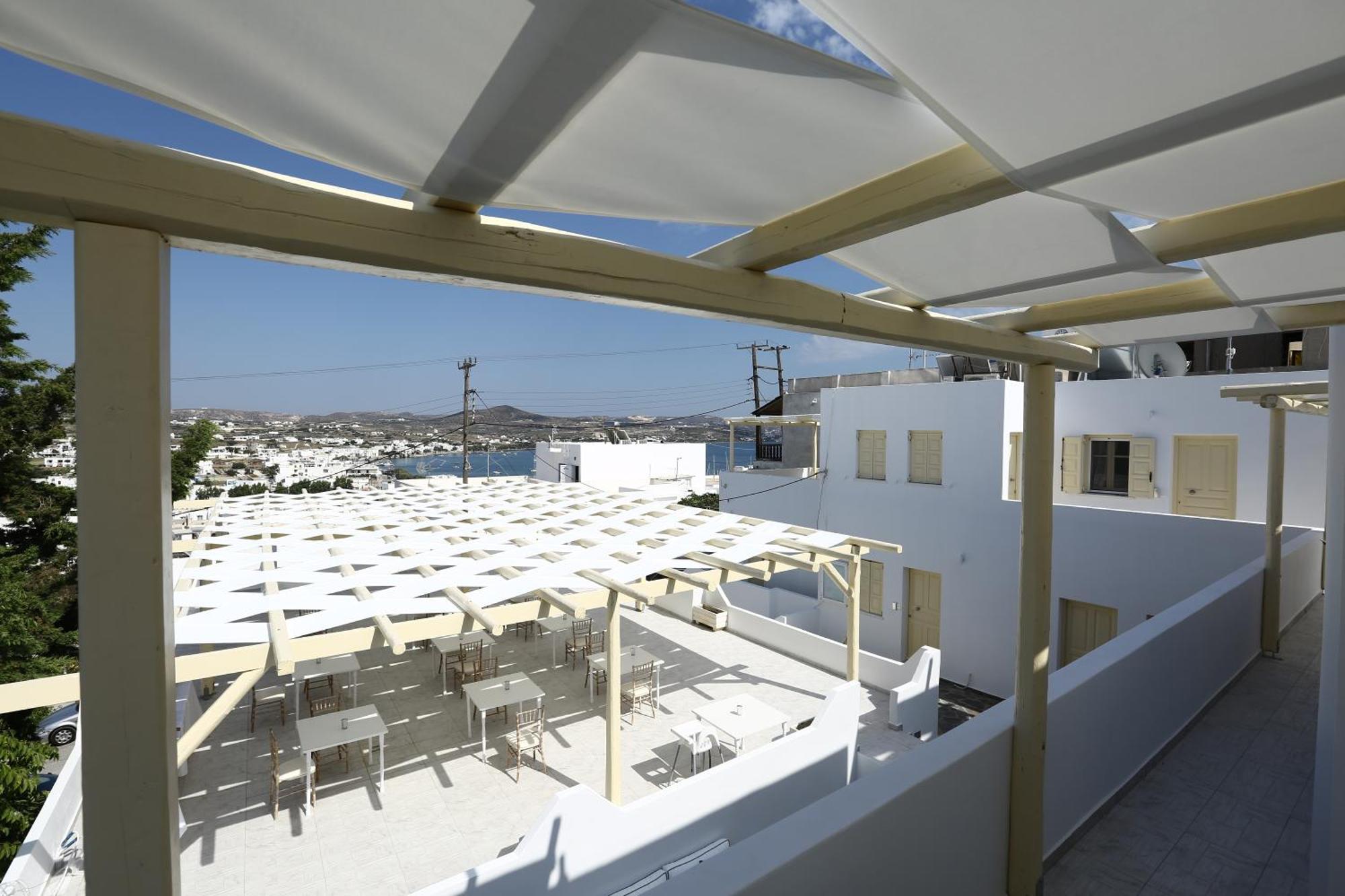 Bed & Breakfast The White Adamantas (Milos)
