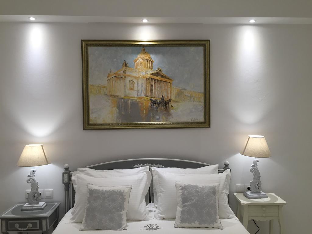 Bed & Breakfast The White Adamantas (Milos)
