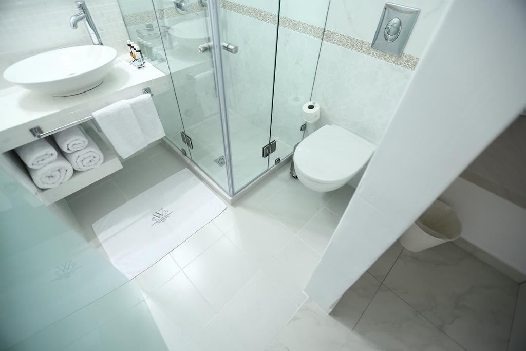 Bed & Breakfast The White 2*
