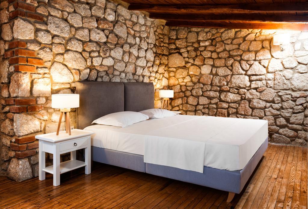 Petrino Eco Village 4*