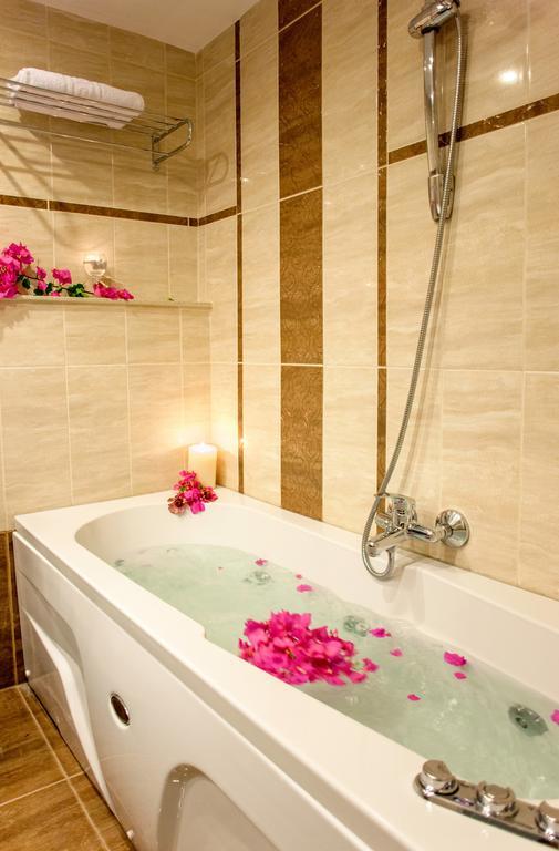 Marianna Palace 4*