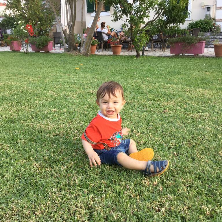 Apollo * Parga