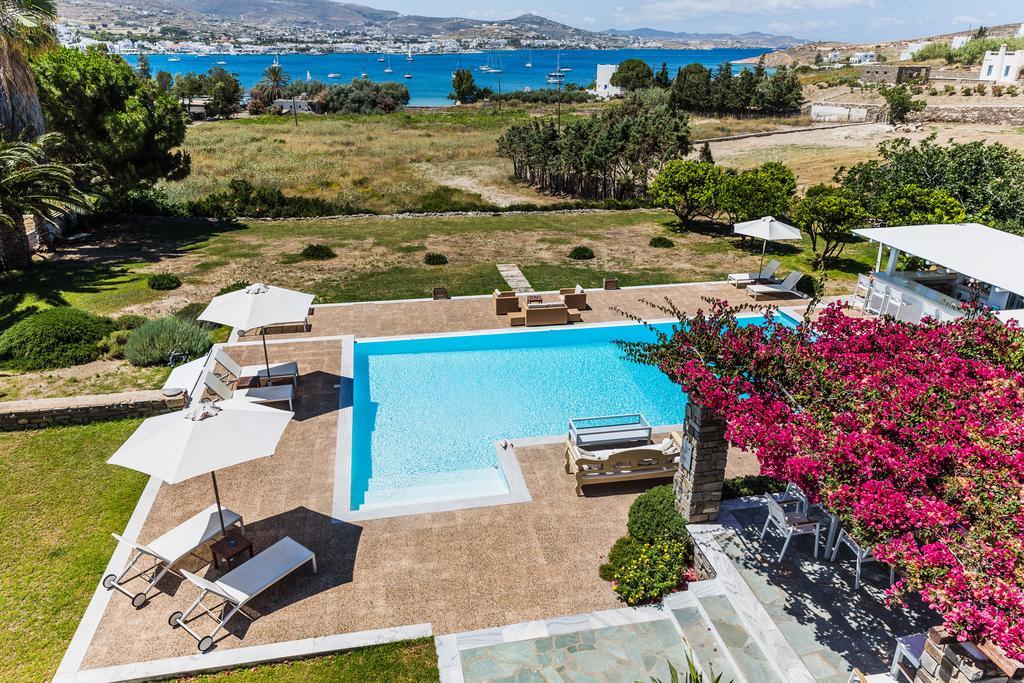 Roses Hotel Parikia (Paros)