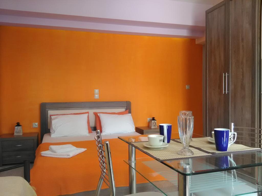 Apartment Mikros Gialos Apartments