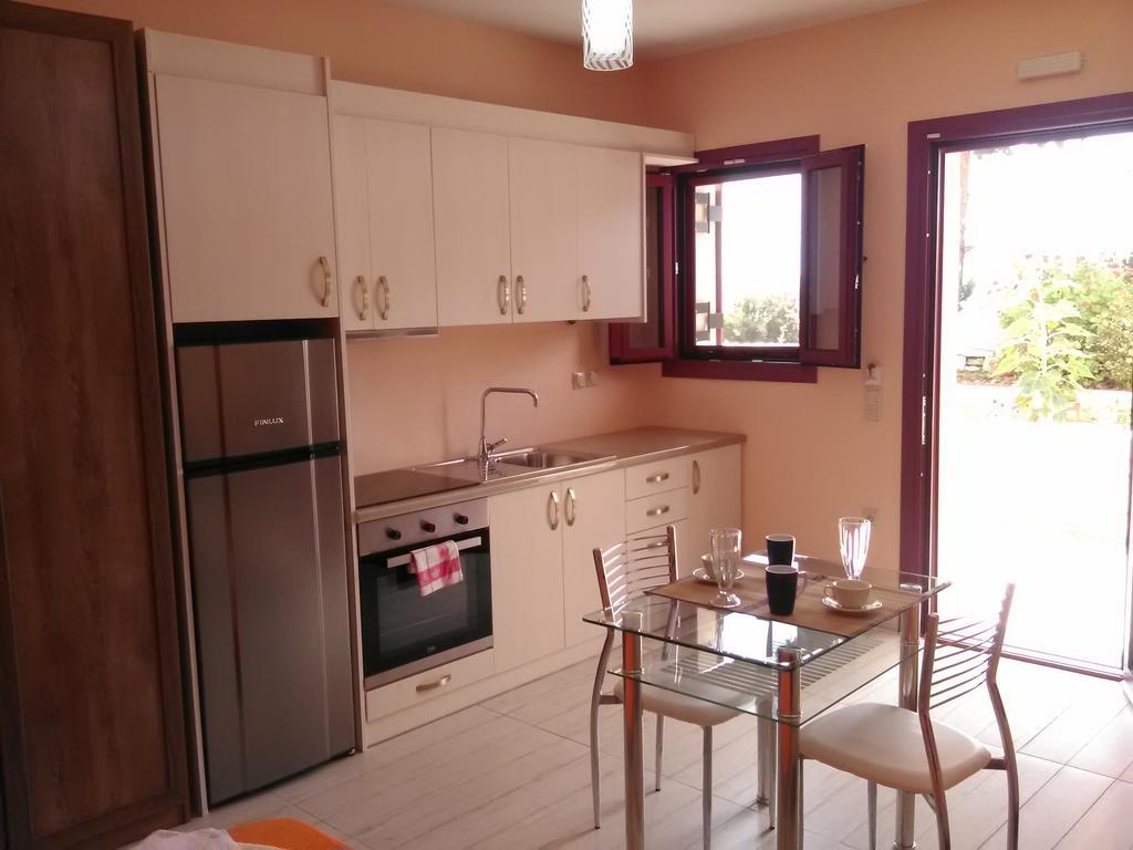 Mikros Gialos Apartments Mikros Gialos