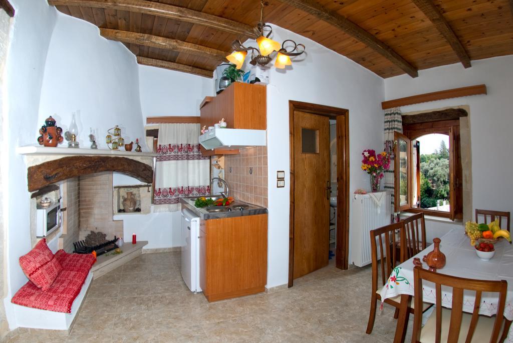 Holiday home Archontiko Rodomeli *