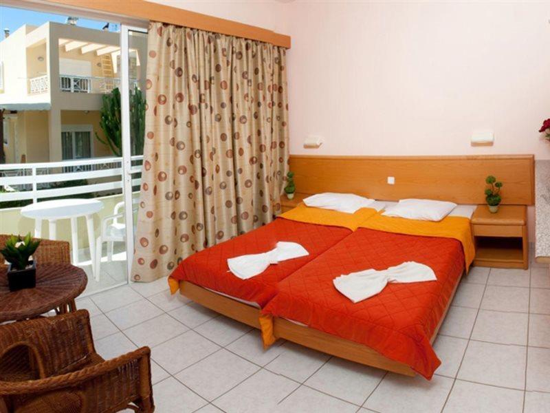 Poseidonia Aparthotel