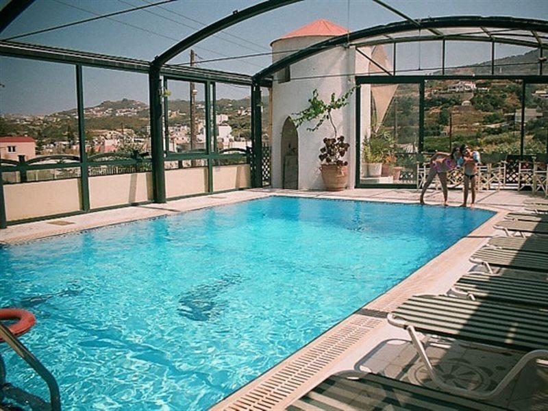 Dioskouroi Apts 3*