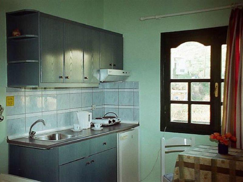 Dioskouroi Apts 3* Agia Pelagia (Crete)