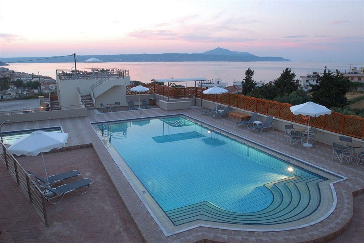 Sunrise Apartment *
