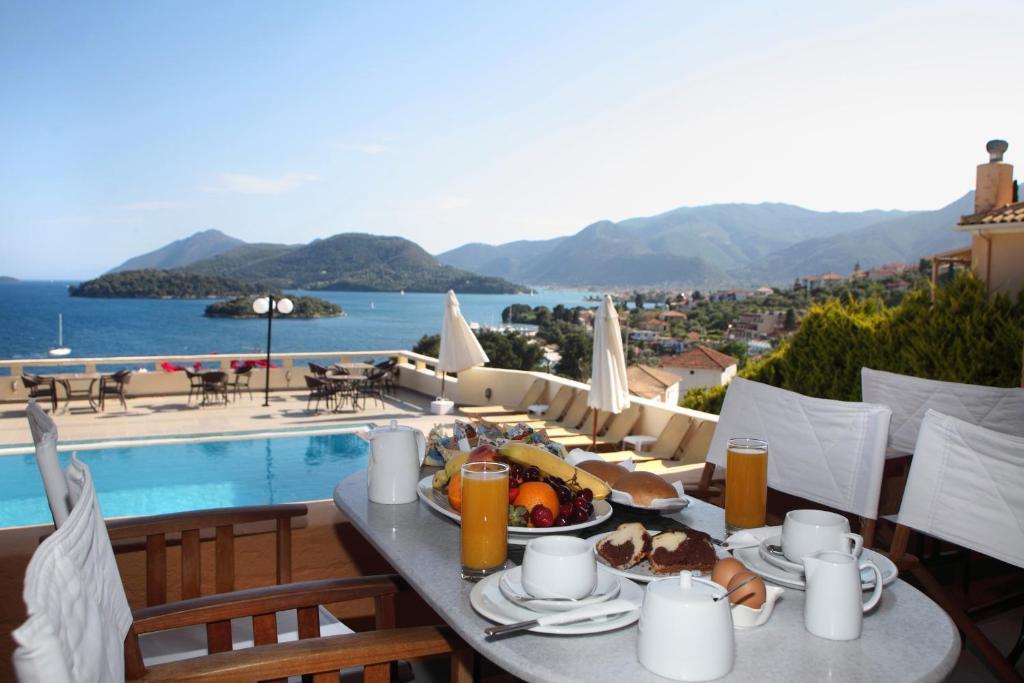 Scorpios 2* Nydri (Lefkada)