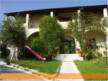 Leftis Romantica Aparthotel