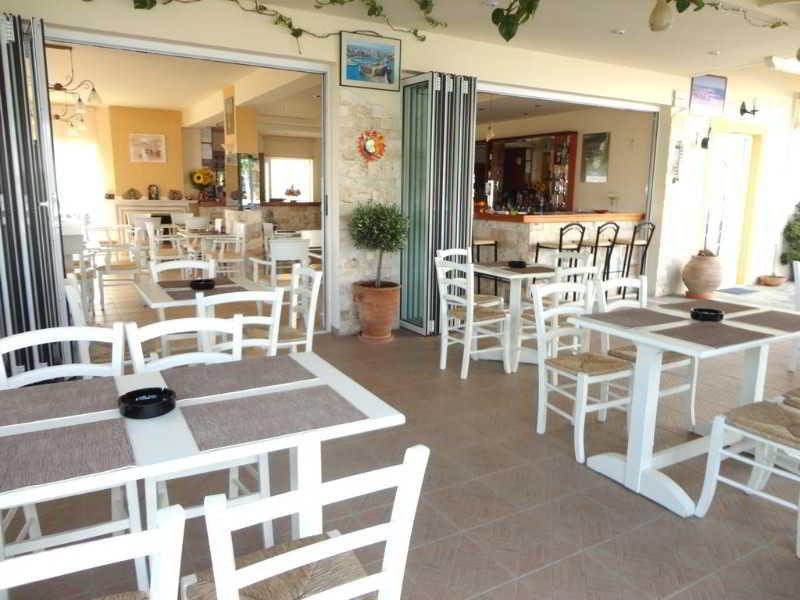 Belvedere Village 3*