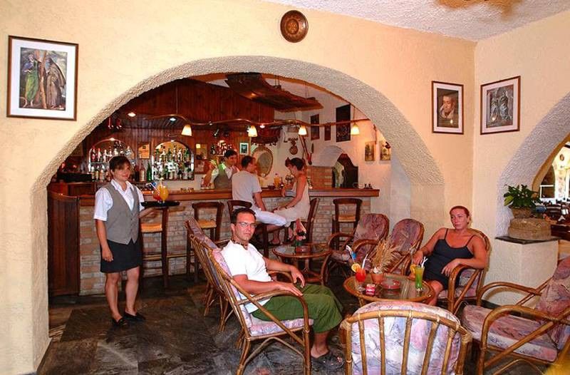 Hotel Erato 3*