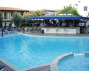 Philoxenia & Hotel