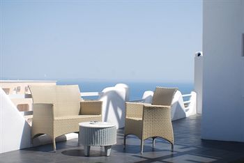 Callia Retreat Fira (Santorini)