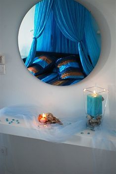 Callia Retreat Hotel Fira (Santorini)