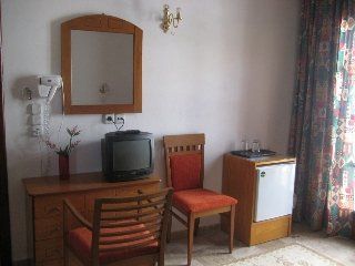 Marybill Hotel Perissa (Santorini)