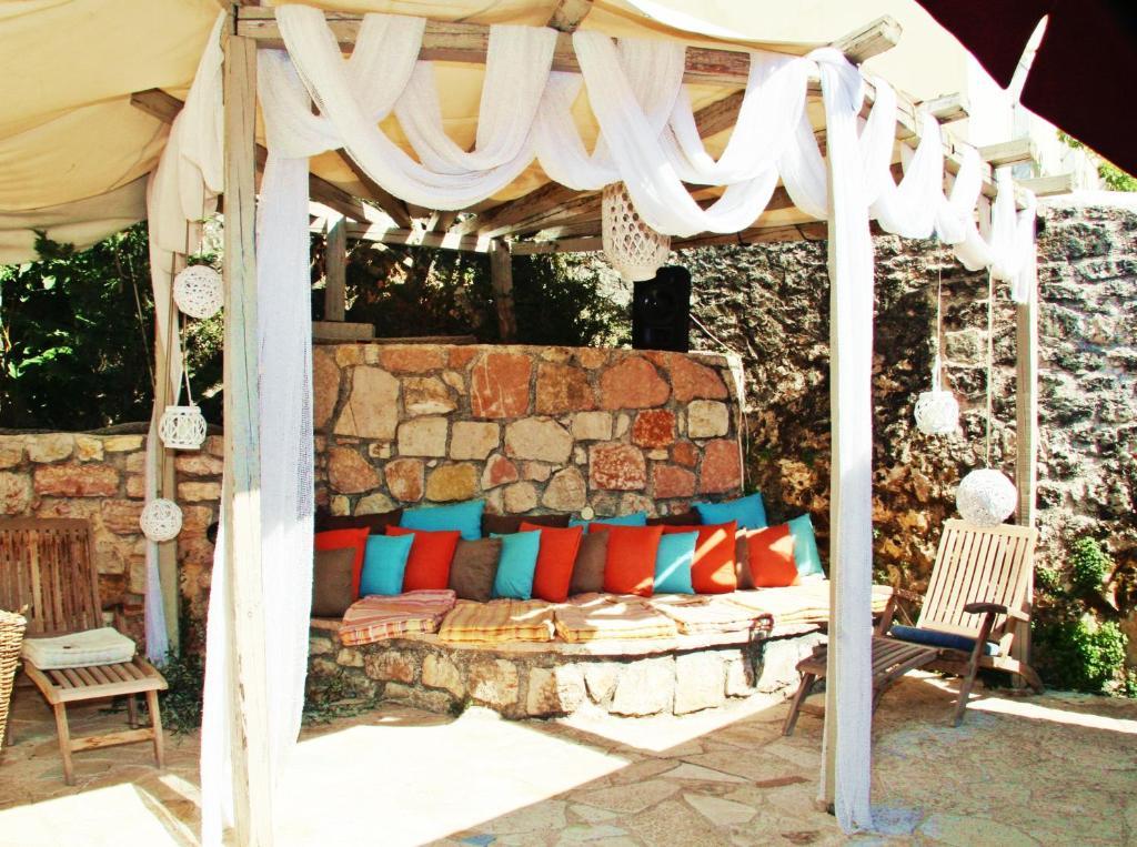 Alicelia Boutique 3*