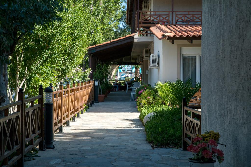 Studio Nikos Aparthotel