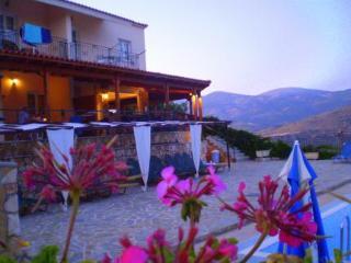 Lefteris Village Hotel