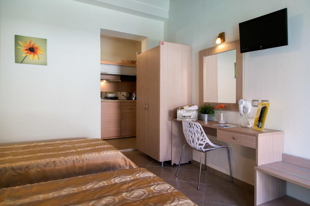 Aparthotel Studio Nikos Pythagoreio (Samos)
