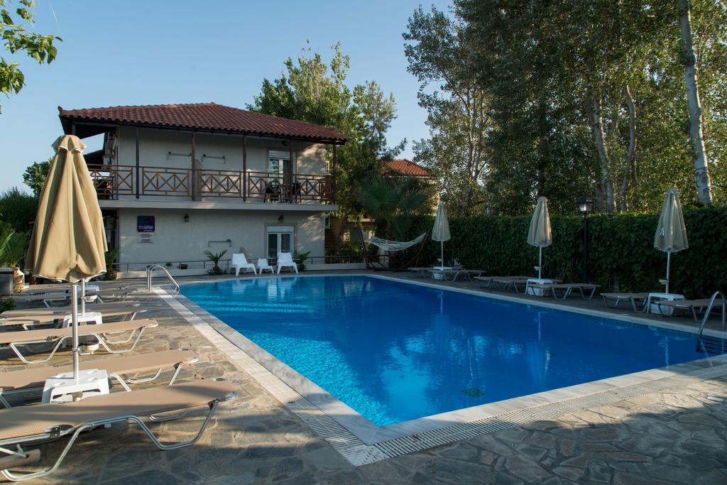 Studio Nikos Aparthotel *
