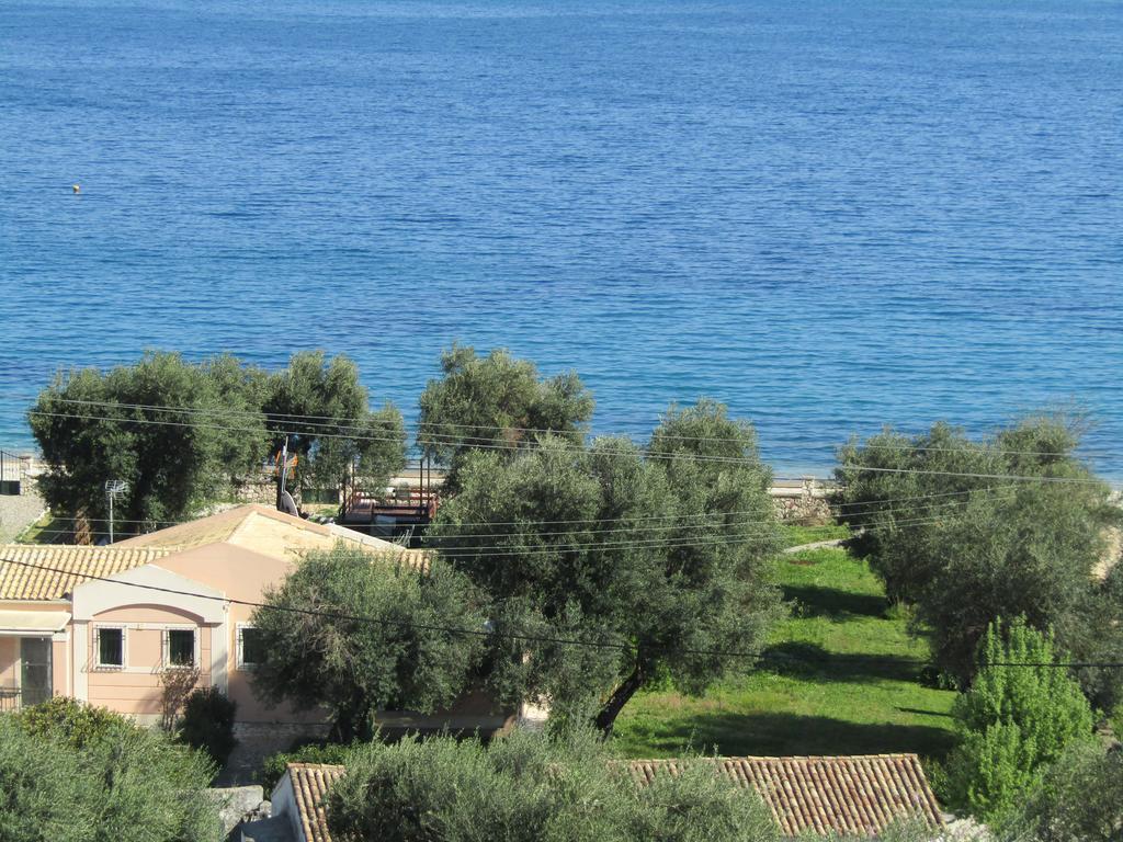 Beach Holiday Apartment, Corfu,greece Holiday home *