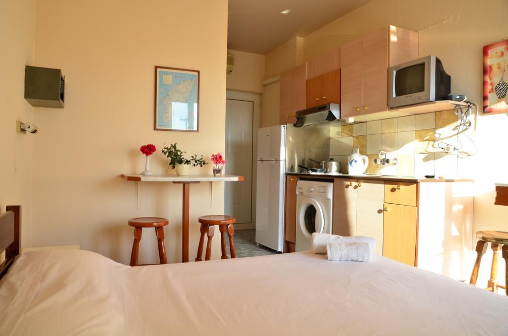 Aparthotel Marika's Apart's & 3*