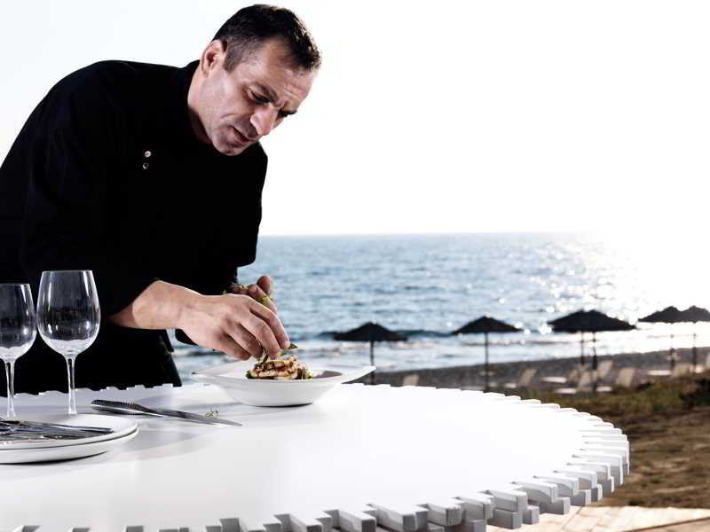 Sesa Boutique & Restaurant