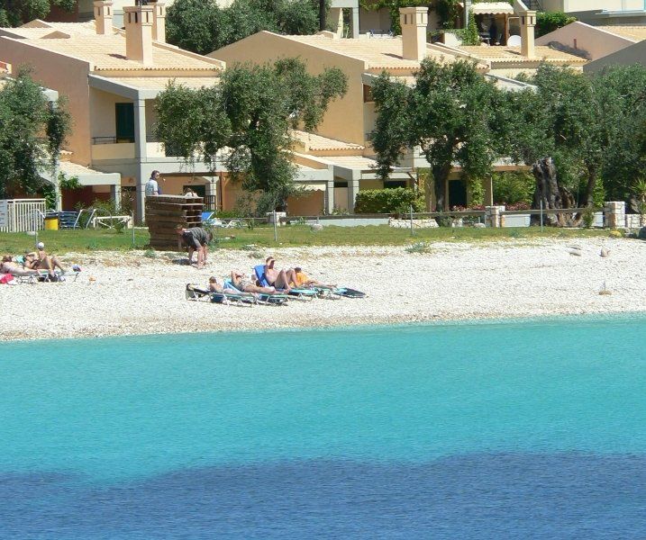 La Riviera Barbati Seaside Luxurious - Corfu Hotel Mparmpati