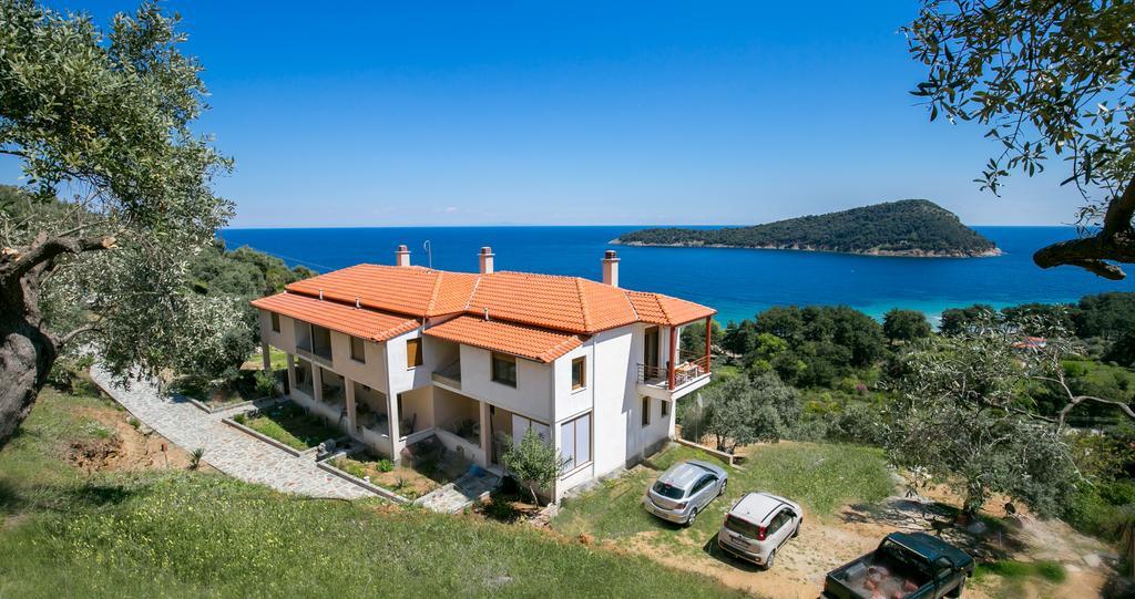 Aphrodite Holiday home *
