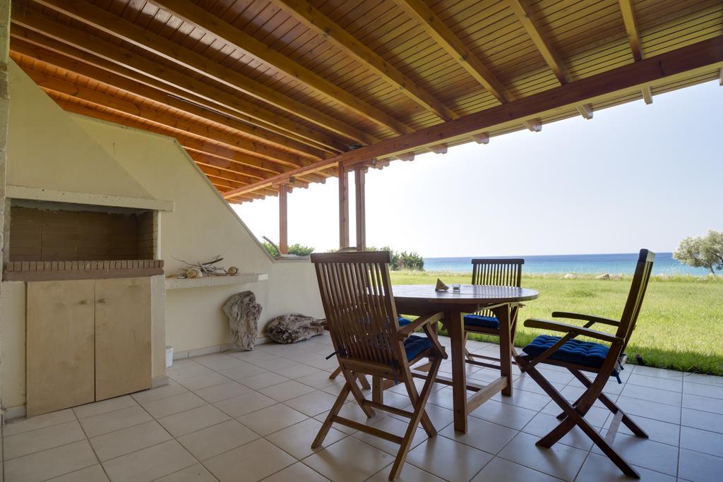 Holiday home Kaloutsikos Sea Side